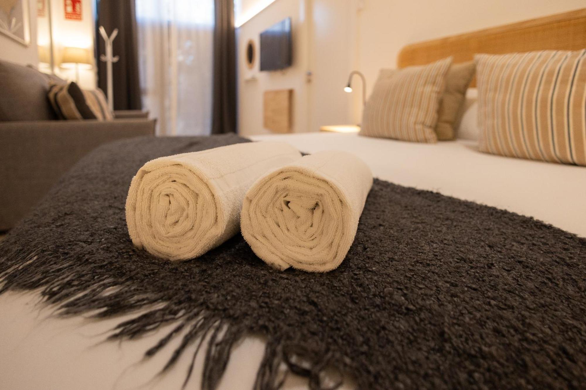 Florit Flats - The Pitiusas Rooms Valencia Eksteriør billede