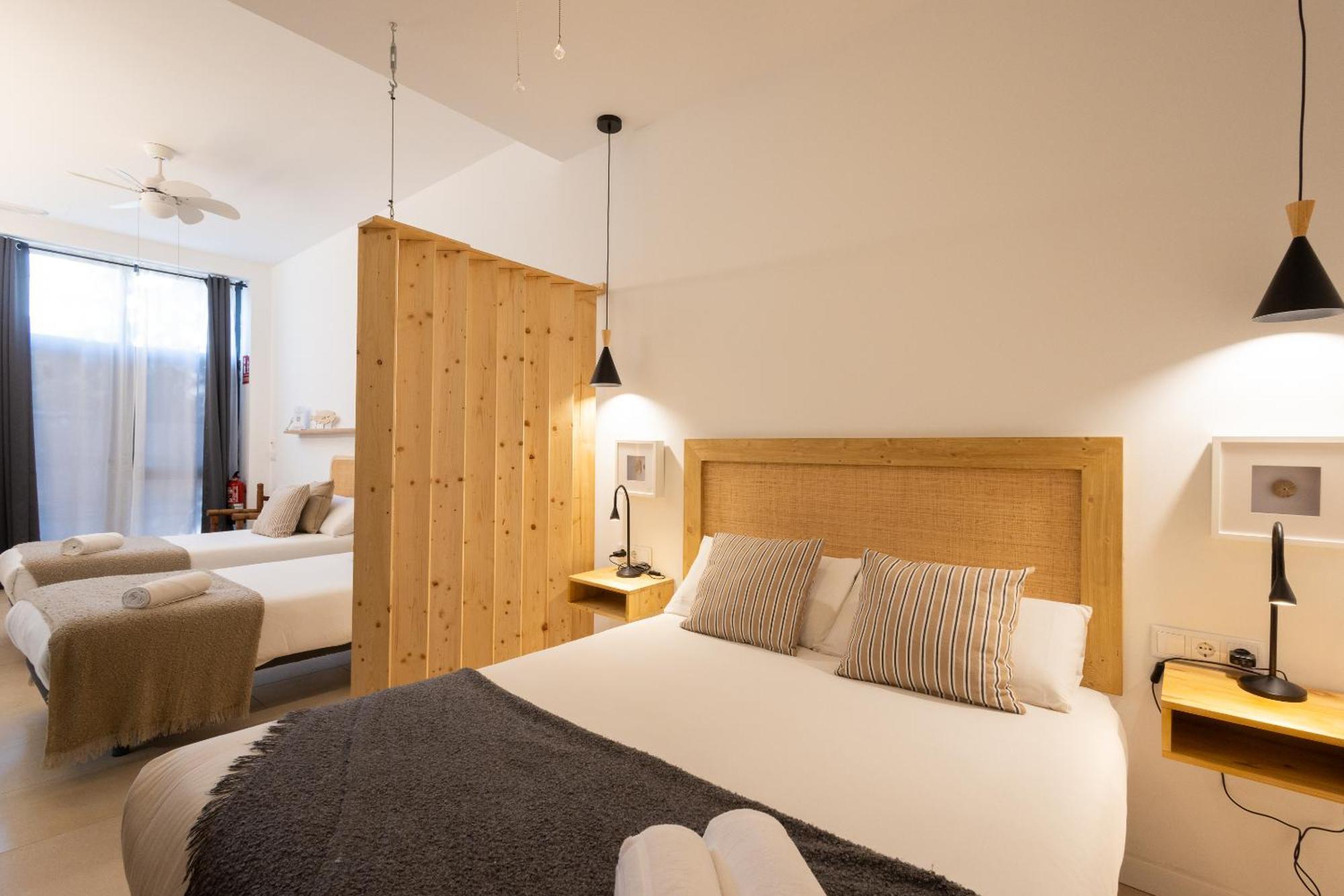 Florit Flats - The Pitiusas Rooms Valencia Eksteriør billede