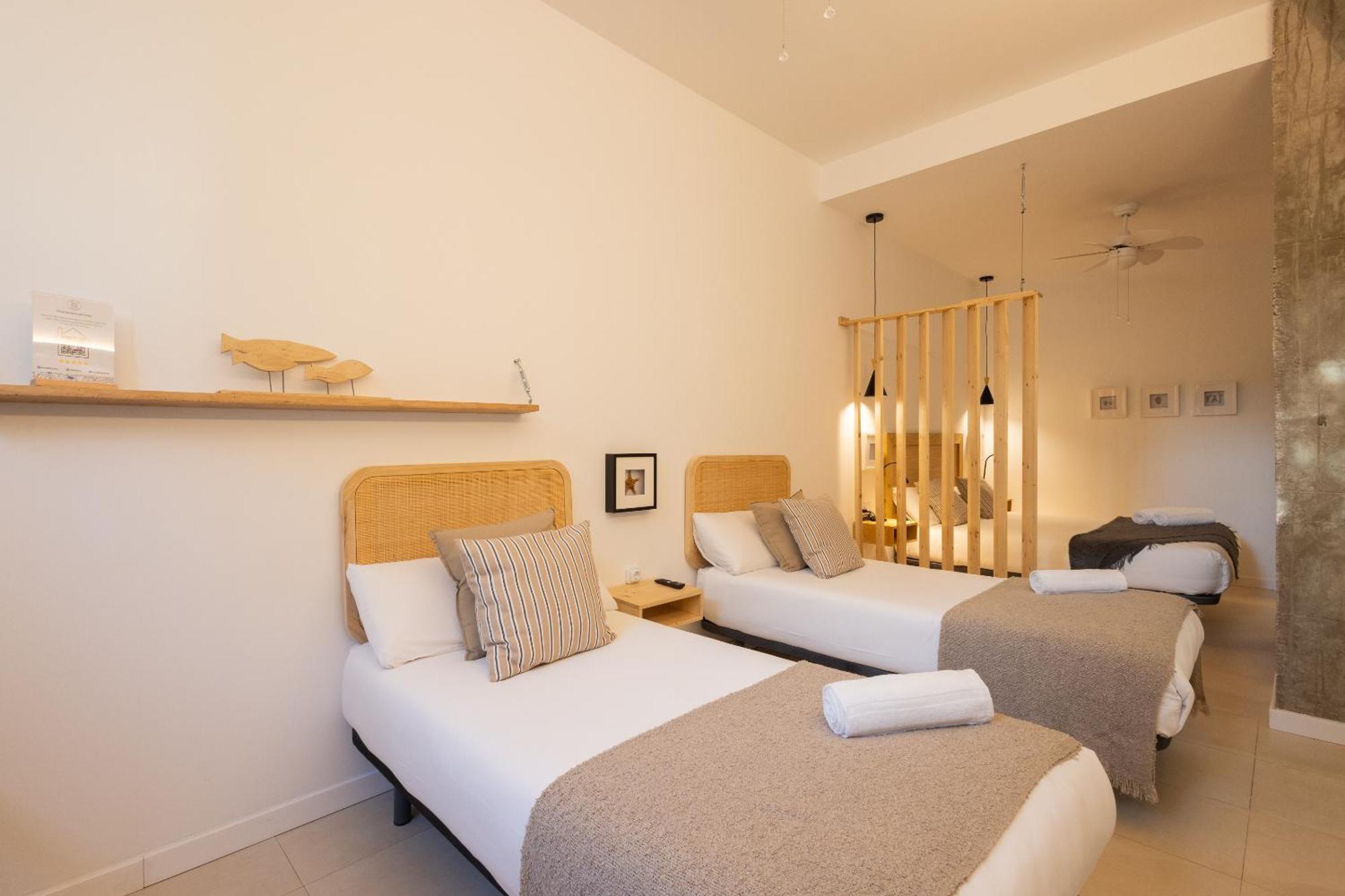 Florit Flats - The Pitiusas Rooms Valencia Eksteriør billede